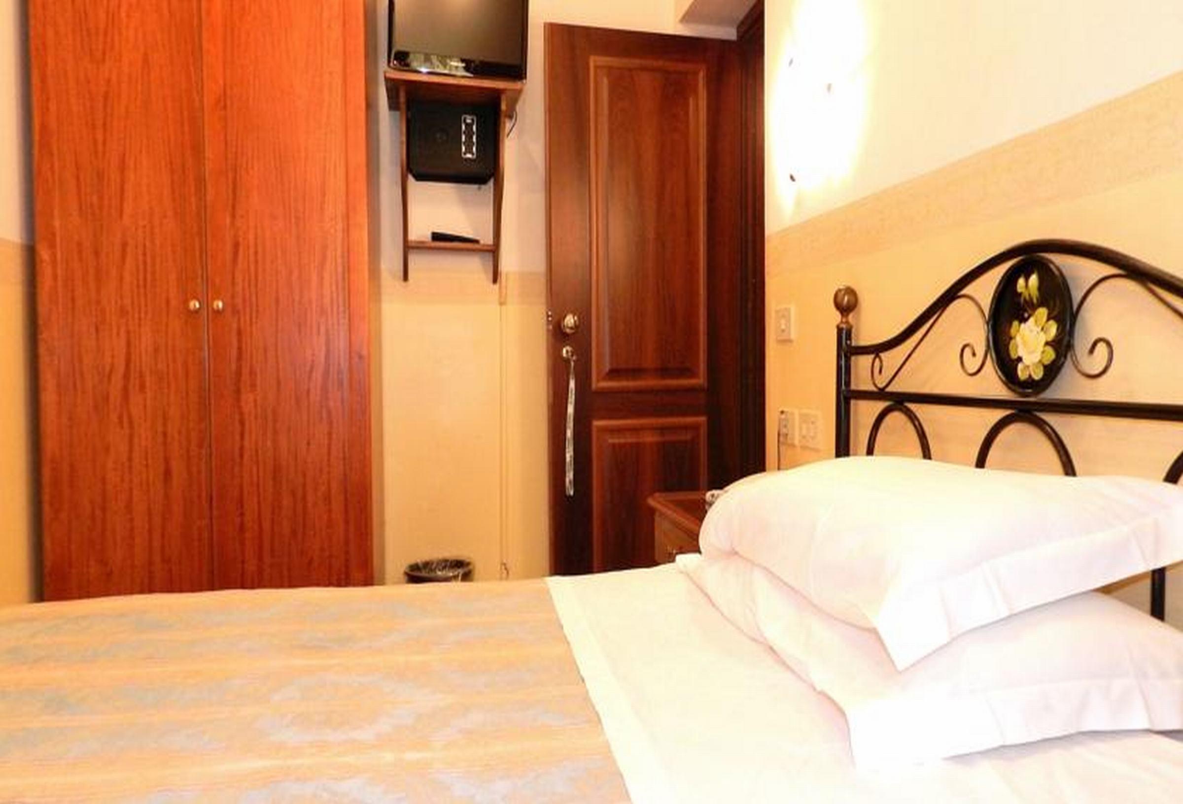 Hotel Desiree Florence Exterior photo